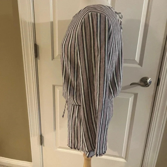 Cloth & Stone striped romper-Size Medium - Picture 4 of 7
